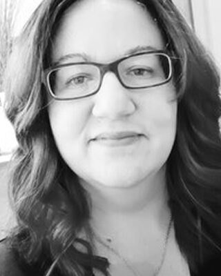 Jennifer Gratzfeld